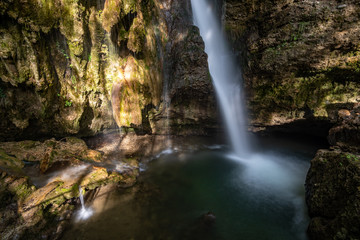 Fototapeta na wymiar The beautiful Hinanger waterfall