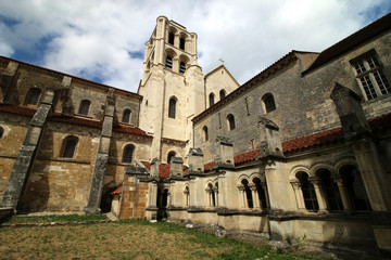 Fototapeta na wymiar Vézelay - Basilique Sainte-Marie-Madeleine
