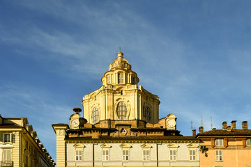 Obraz premium Dome of the Royal Church of St Lawrence (Italian: Real Chiesa di San Lorenzo), a Baroque-style church (17th century) in Piazza Castello square in the historic centre of Turin, Piedmont, Italy
