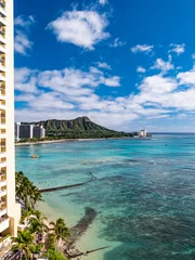 Fototapeten Waikiki Beach and Diamond Head Crater including the hotels and buildings in Waikiki, Honolulu, Oahu island, Hawaii. Waikiki Beach in the center of Honolulu has the largest number of visitors in Hawaii © okimo