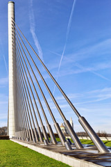 Pont de l'E25 a Liege