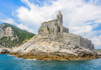 Fototapeta na wymiar Pictorial Italy - Portovenere, Cinque Terre