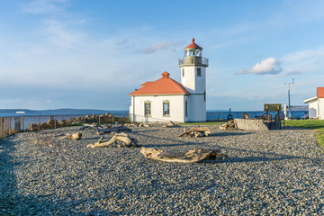 Fototapeta na wymiar West Seattle Shoreline Lighthouse 3