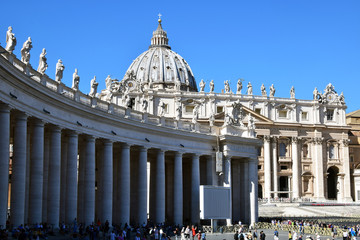 Naklejka premium Saint Peter Square and Saint Peter Basilica in Vatican, Rome. Architecture of Vatican, Italy