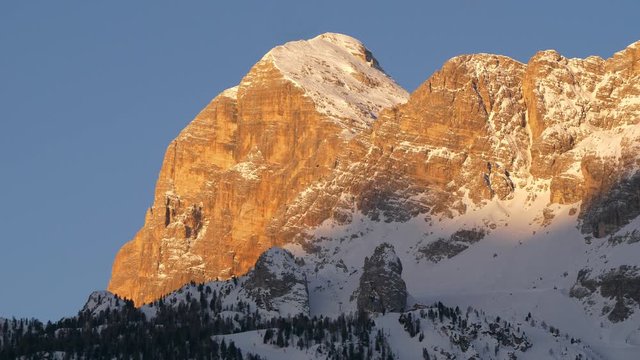 Tofana di Rozes Mountain Peak in Cortina d'Ampezzo Ski Resort in Winter Right to Left Horizontal Pan, Covered with Snow at Sunrise