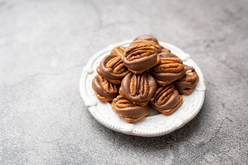 Pretzel Bites with Chocolate Caramel and Pecan 