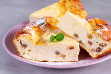 Cottage cheese casserole with raisins