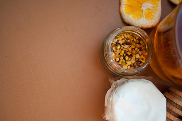  raise immunity with pollen and honey with tea