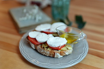 Avocado and fresh cheese toast
