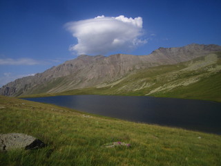 Trek to the Black Rock Lake