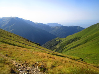 Obraz premium Trek to the Black Rock Lake