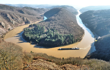 Lastkahn – Motorschiff – Binnenschifffahrt - Schifffahrt