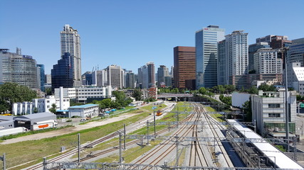 서울 도심속 기차길 풍경
