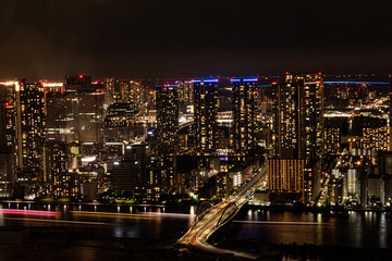 Fototapeta na wymiar Tokyo at Night