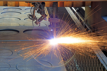 Laser cutting equipment for CNC machine tools