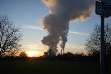 Inde, Indeland, Bach. Kraftwerk, Sonne, Winter, Natur, Wolken, Himmel