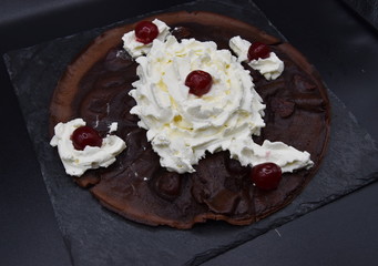 crêpe forêt noire