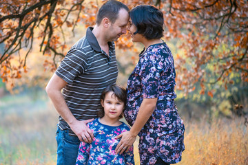 familiy waiting for the second child