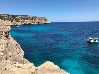 Fototapeta na wymiar coast of santorini greece