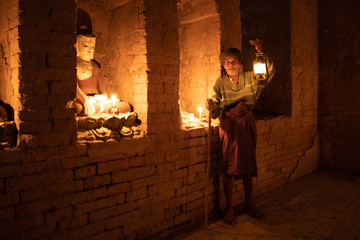 Prayer by lantern