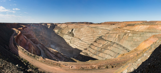 Panoramic view of the enormous Super Pit, a gold mine in Kalgoorlie, Western Australia