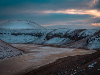meke krater © inzell