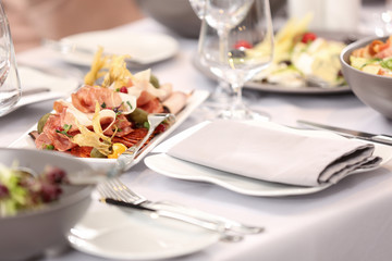 Delicious food on your banquet or wedding from the best restaurants in your city.
