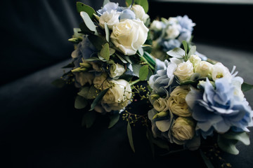  Lovely wedding bouquets with blue and white flowers for the bride and her friends