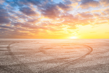  Empty asphalt road and sunset sky landscape in summer © zhao dongfang