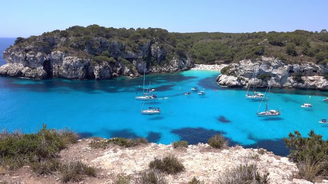 Cala Macarella &agrave; Minorque, une des &icirc;les Bal&eacute;ares
