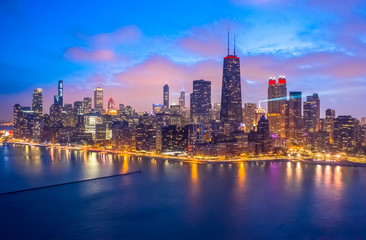 Obraz na płótnie Canvas Chicago downtown buildings skyline aerial