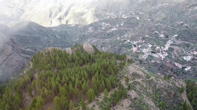 Dron video of back fly on La Culata ravine at the head of Tejeda&rsquo;s large basin, Canaries, Spain 