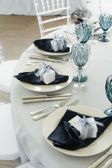 elegant table setting