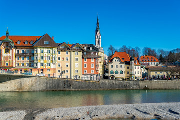 Das oberbayerische Bad Tölz an der Isar