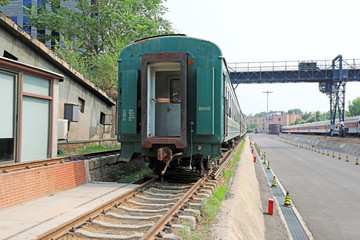 Obraz premium Green trains in the park