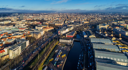 Obraz premium Piękny widok na panoramę miasta Ryga, Łotwa