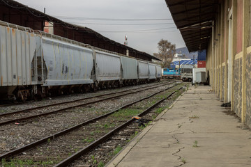 Pantaco. Ciudad de Mexico. Mexico 11/01/2020.  train tracks in the middle of warehouses made of bricks