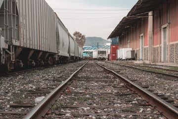 Pantaco. Ciudad de Mexico. Mexico. 01/11/2020.  train tracks in the middle of warehouses made of bricks