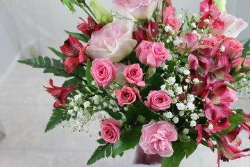 bouquet of pink roses