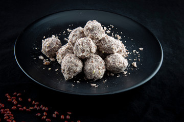 sweet sorghum rice cake balls with red bean