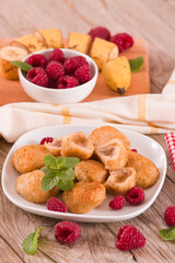 Banana fritters.