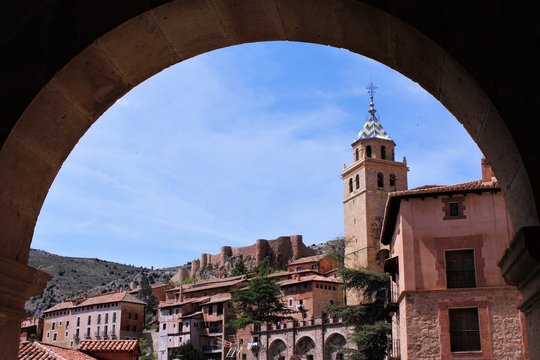  Chruche in frame of door at Albarracin, Teruel, Aragon, Spain .photo
