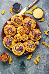 Turmeric buns with vegetable filling