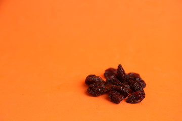 food, black raisins from Spain