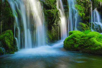 鳥海山の元滝伏流水