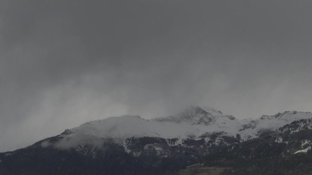 4K, UHD, Himmel, Sturm, st&uuml;rmisch, Zettersfeld, Osttirol, Schleinitz, Berg, Gipfel, Winter, Schnee, Wind, Wetter, Lienz, ziehen, bew&ouml;lkt, Wetterumsturz, Himmel, Schnee, Eis, Fels, Licht, Schatten, Son