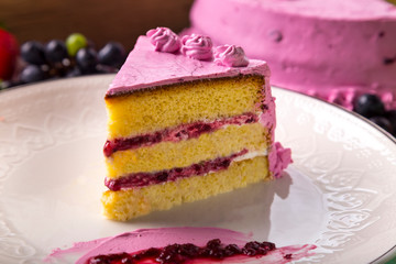 blueberry strawberry cake