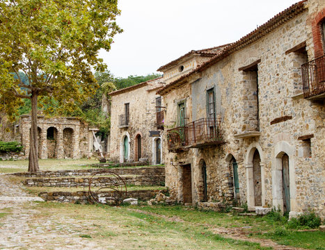 Roscigno Vecchio - Ghost town in Cilento