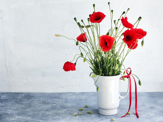 Bouquet of red poppies.