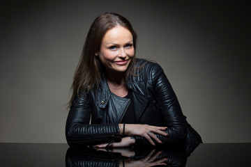 Portrait de femme au bureau 